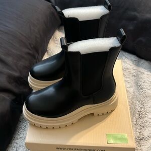 YOKI Womens Boots
